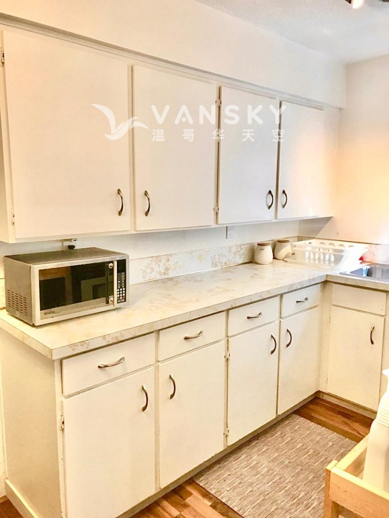 250701123633_kitchen 1.jpg